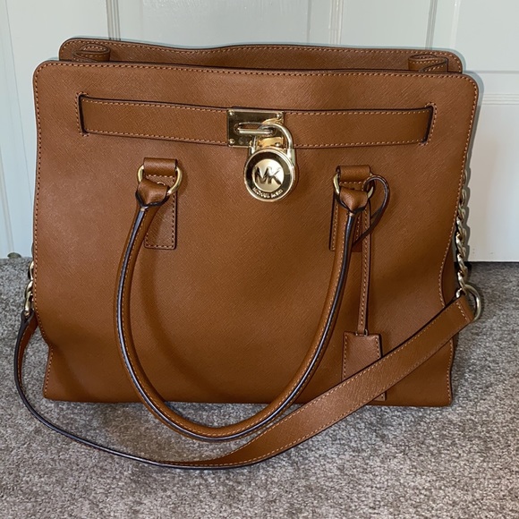 Michael Kors Large Hamilton Tote - Picture 2 of 8